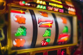 WinWin ဂိမ်းလော်ဘီ Live Casino Table — Myanmar ကစားသမားများအတွက် Real-time ဒိုင်နှင့် ကစားနည်း